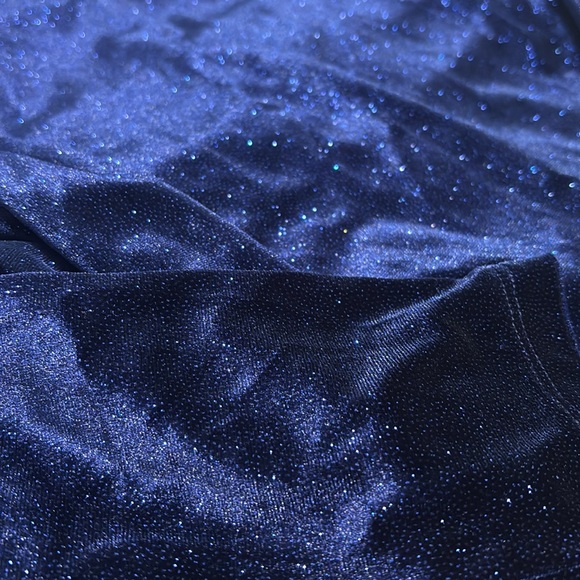 Sparkly Backless Long Sleeve Dress - Picture 11 of 12